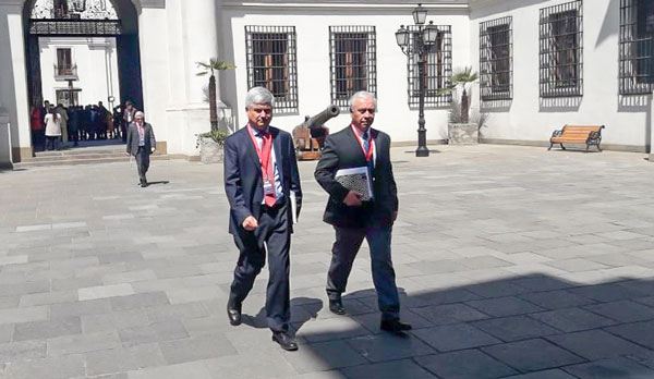 El lunes, previo a conocerse la información, ejecutivos de Codelco llegaron hasta La Moneda.