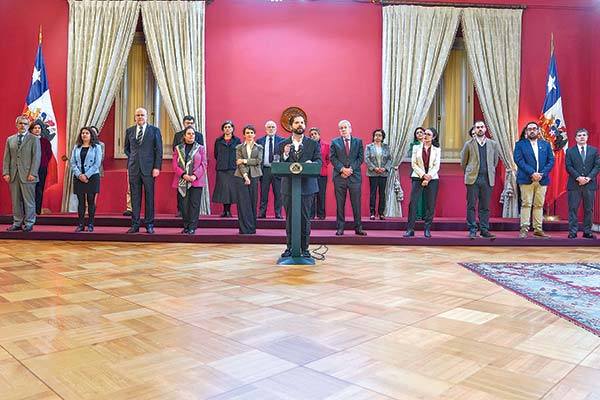 En el salón Montt Varas de La Moneda se realizó la ceremonia de cambio de gabinete.