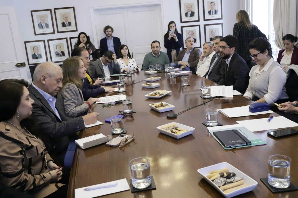 <p>El ministro del Trabajo y Previsión Social, Giorgio Boccardo, participó este jueves de una reunión con la CPC por el proyecto de sala cuna.</p>