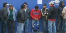 Tasa de desempleo en el Gran Santiago cae hasta un 6,7% en marzo