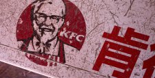 Cadenas de comida rápida encienden el debate sobre el salario mínimo en EEUU
