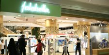 Falabella crea compañía de seguros de vida y se transforma en la primera firma chilena de retail en el sector