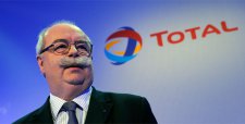 Conmoción en Francia por muerte del presidente de Total en accidente en Moscú