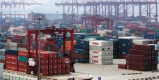Sector interno de China da nuevas señales de debilidad, pese a que el PIB crece más de lo esperado