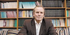 José Miguel Benavente alerta que Chile perdería liderazgo regional en ciencia, innovación y TI