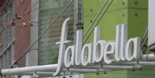 Utilidades del Grupo Falabella suben 4,7% en 2014