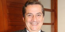 Gerente de SQM busca bloquear investigación de la Fiscalía y revela división en el directorio