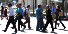 Desempleo estable, pero ocupados crecen a su menor ritmo desde 2011