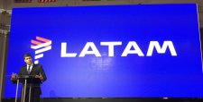 Fin de una era: a partir de 2016 LAN cambiará su marca por LATAM y tendrá nuevo logo