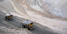 Cobre: Chile y Perú serían arrastrados este año por recortes de producción