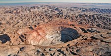 Chile pierde liderazgo: 3 de las 5 mayores minas de cobre serán peruanas