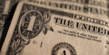 El dólar extiende su recuperación y alcanza niveles de $ 676 en la apertura