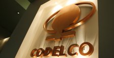 Codelco registró números rojos históricos en 2015 por bajo cobre: perdió US$ 1.357 millones