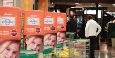 Cencosud acusa que poder de proveedores limita competencia entre supermercados