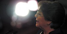 FT advierte que la caída de la clase media es un riesgo político para Chile y la región