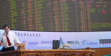 Acciones de SQM, sus Cascadas y eléctricas marcan negativa sesión para la Bolsa de Santiago