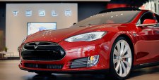 Tesla recurre al mercado de bonos para financiar el Model 3