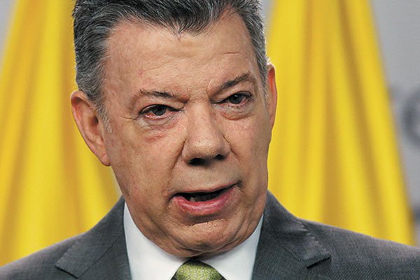 <p>“Paradise Papers”: Santos se defiende y en Argentina piden renuncia de ministro</p>