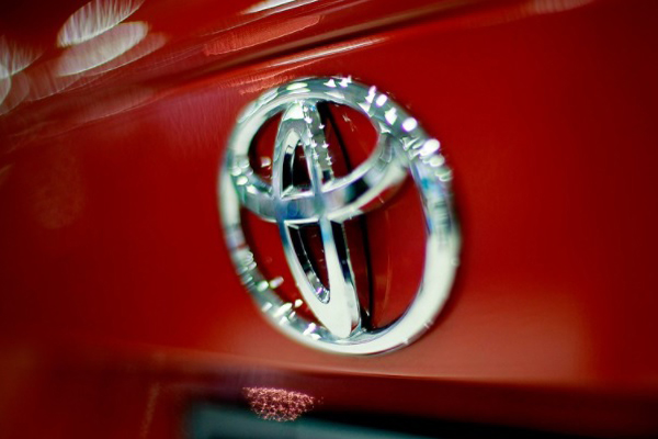 Venta de autos anota su mayor crecimiento en cuatro años y Toyota pasa al primer lugar