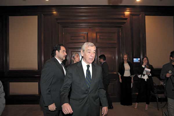 Chile y Argentina aseguran apoyo a plan para retirar botadero de AMSA