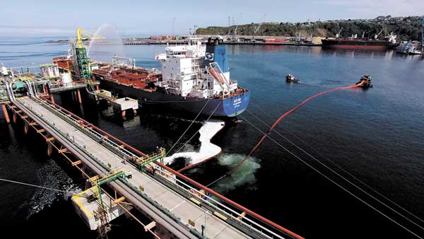Paro portuario en Biobío se expande tras fracaso en las mesas de negociación