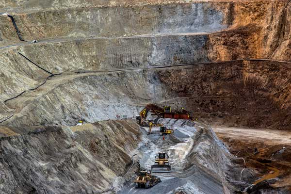 Inversión minera en Perú aumentará un 12% en 2018, proyecta Scotiabank