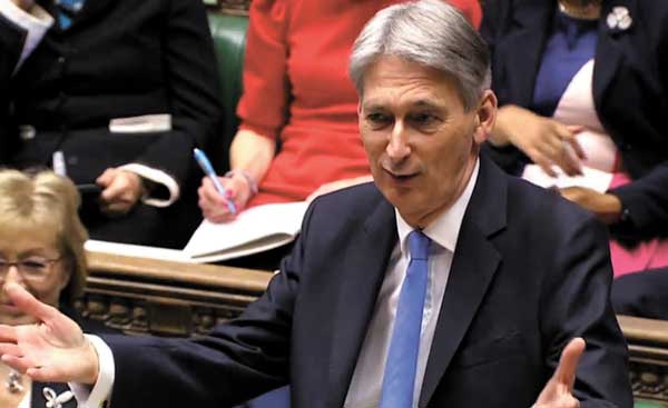 <p>Reino Unido hace el mayor recorte en pronósticos del crecimiento desde la crisis</p>