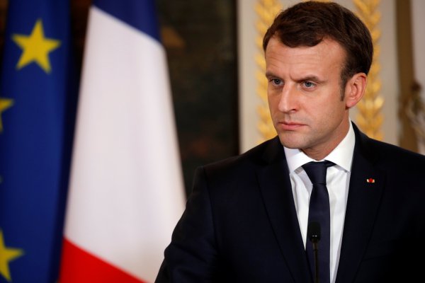 Bruselas advierte sobre el primer presupuesto de Macron