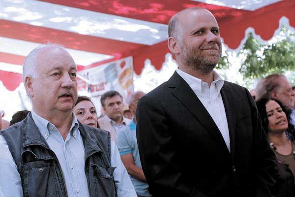 <p>La maquinaria de la Concertación se toma la campaña de Guillier con el PS como eje del proceso</p>