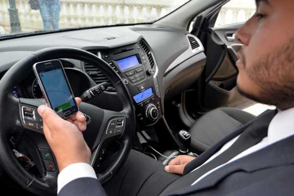 Informe de ex ministro de Transporte desestima acusaciones de competencia desleal contra Cabify