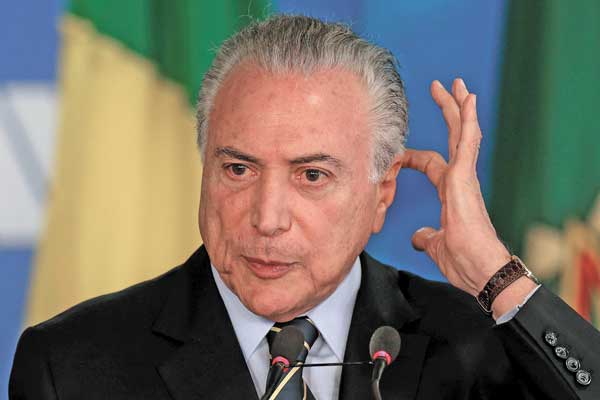 Temer modera su proyecto de pensiones para superar la oposición en el Congreso