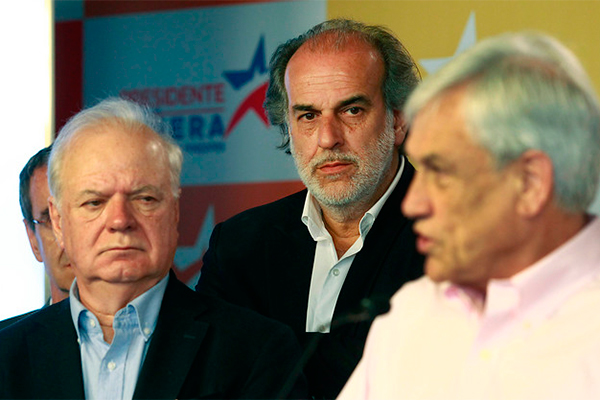 <p>Dirigentes de Ciudadanos se suman a Piñera y afirman: "No somos de derecha"</p>