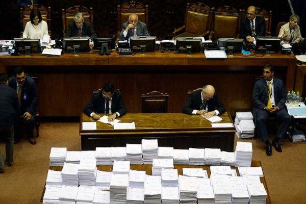 Senado aprueba informe de la comisión mixta y Presupuesto 2018 queda listo para convertirse en ley