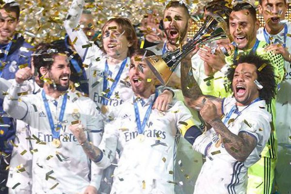 <p>Santander salta de la Fórmula Uno a la Champions League</p>