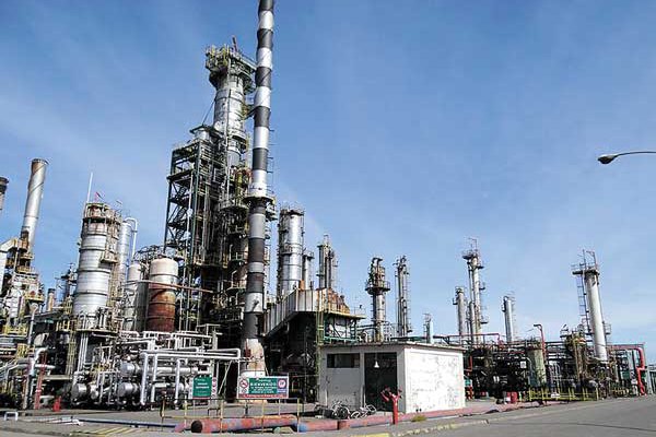 ENAP baja 64% utilidad por entorno desfavorable de precios