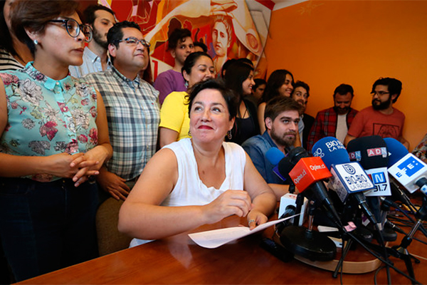 <p>¿El Frente Amplio salvó a la Bolsa de Santiago en el último minuto?</p>