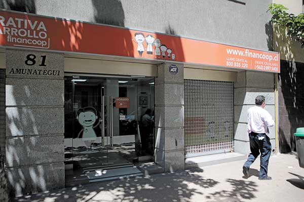 Financoop pide reorganización judicial por pérdidas