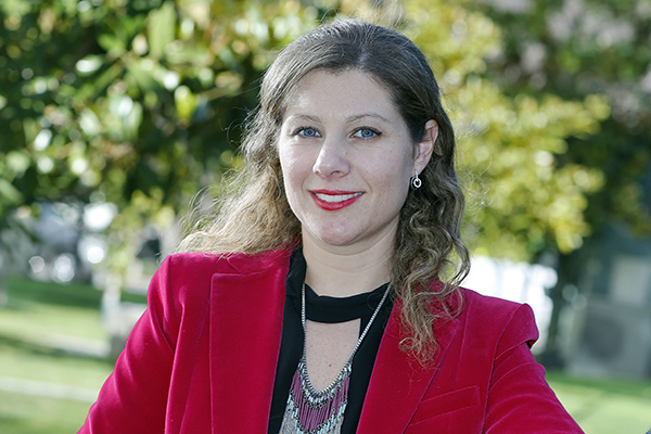 Pamela Auszenker, Subgerente Equity Research y Estrategia
