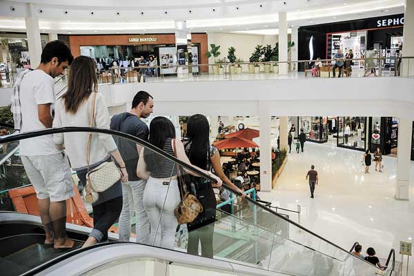 Retail de Brasil se prepara para la mejor temporada navideña en años