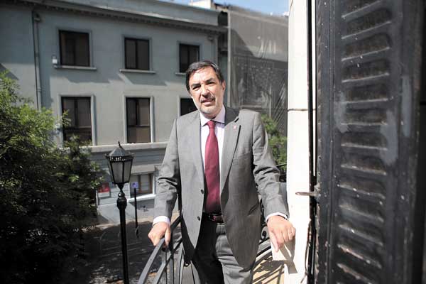 Santamaría: “No es parte del juego democrático que se lancen afirmaciones al aire de supuesto fraude”