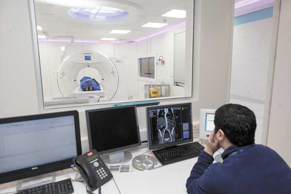 La integración de clínicas e isapres genera alza de 19% en precios a los beneficiarios