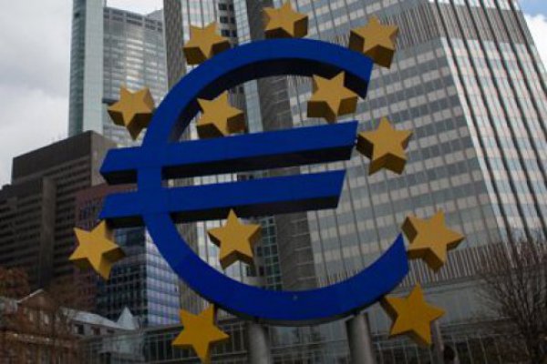 Economía de la zona euro se fortalece en noviembre a máximos de seis años y medio