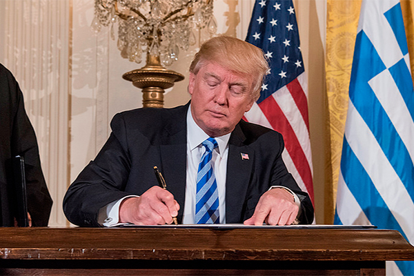 <p>Trump confirma traslado de embajada de EEUU a Jerusalén: "Debió haber pasado hace tiempo"</p>