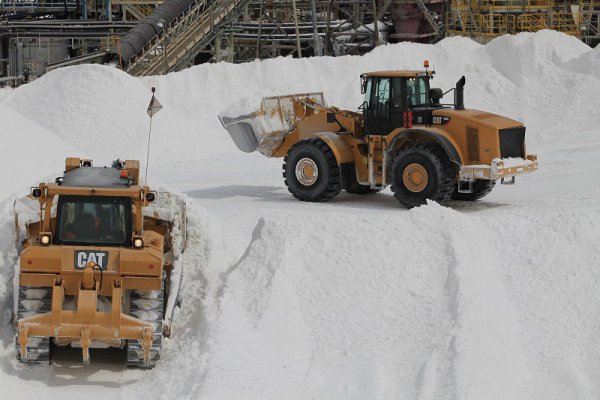 SQM expandiría operaciones a un cuarto país en momentos que precios del litio marcan niveles récord