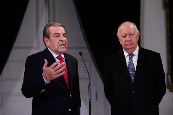 Ex presidente Eduardo Frei es internado de urgencia