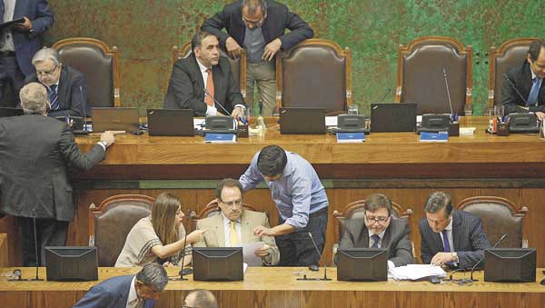 El año 2020 se elegirán por primera vez los gobernadores regionales