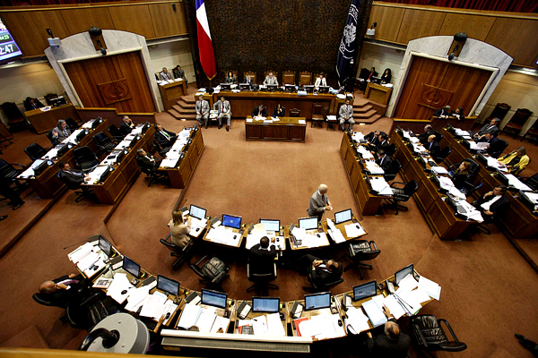 Senado aprobó en general proyecto de ley de educación superior y gratuidad