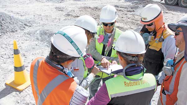 Sindicatos de Codelco Norte se agrupan para reactivar zonal y reformar la FTC
