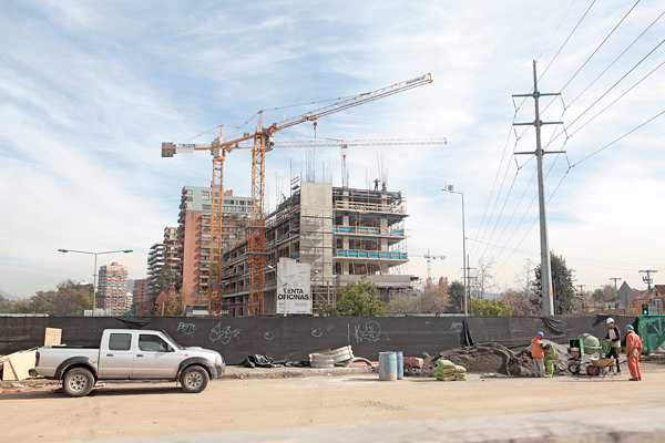 <p>Constructoras recuperan US$ 244 millones en bolsa</p>