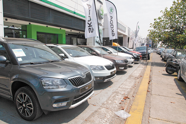 Proyectan ventas de autos récord para 2018, por mayor crecimiento y condiciones financieras favorables